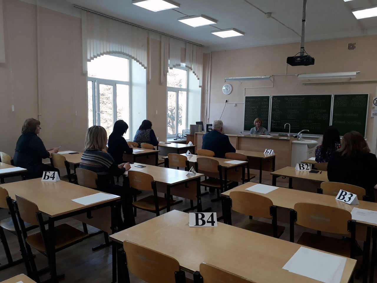 Родители сдали ЕГЭ по истории